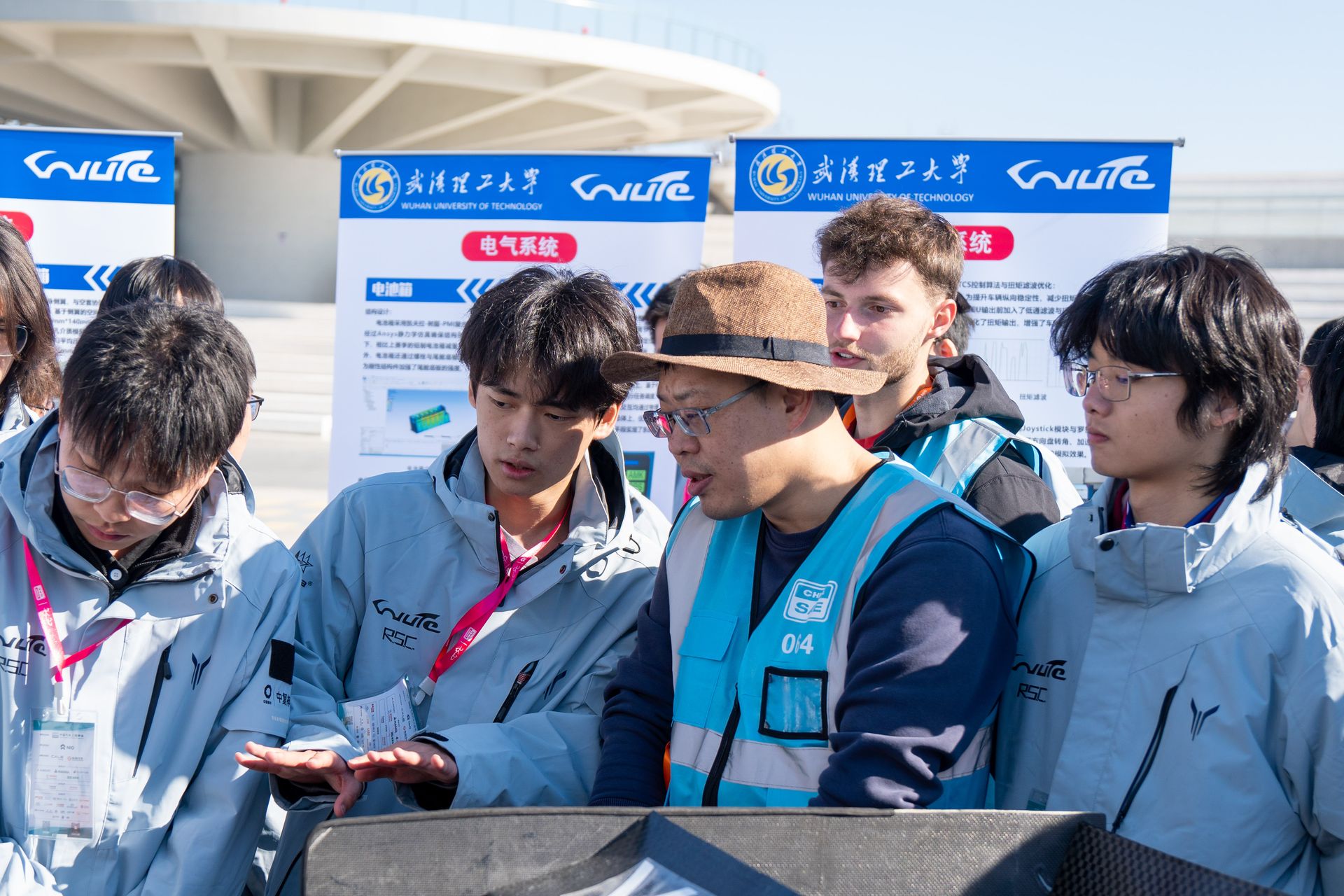 2025 赛季赛场相册 第 44 张