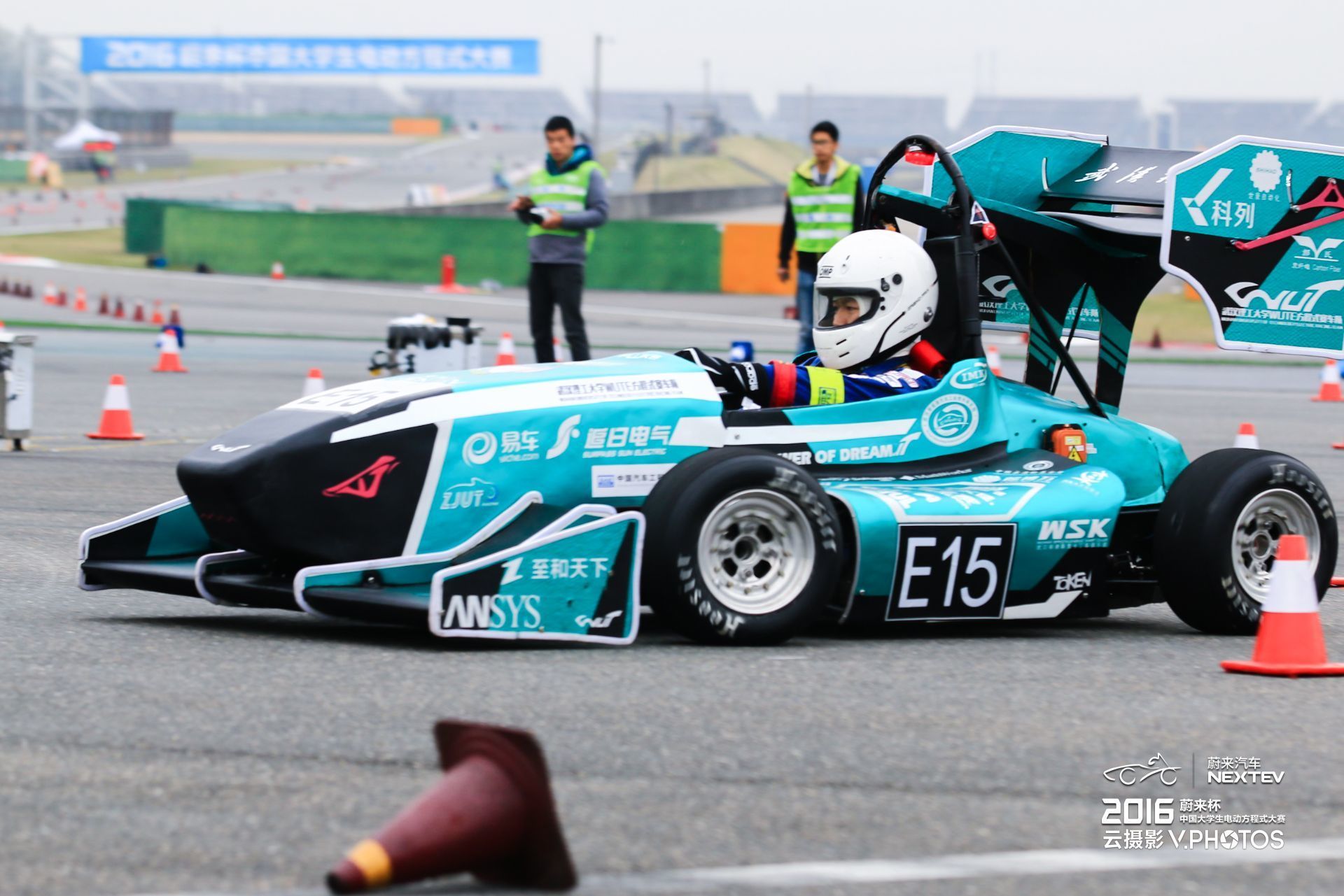 E15